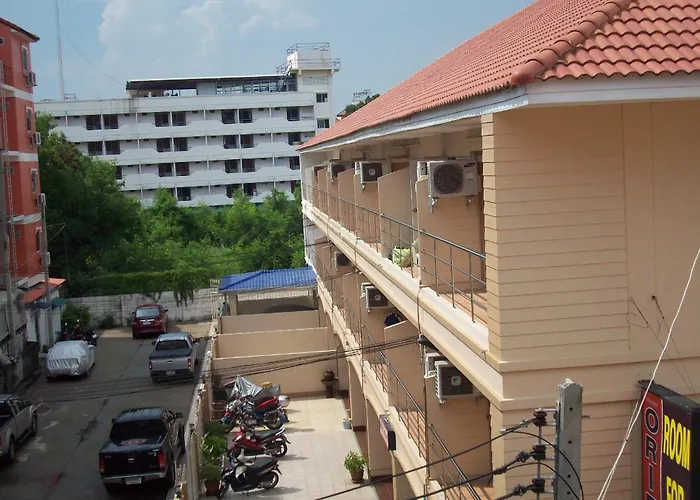 Hostel: Orient House